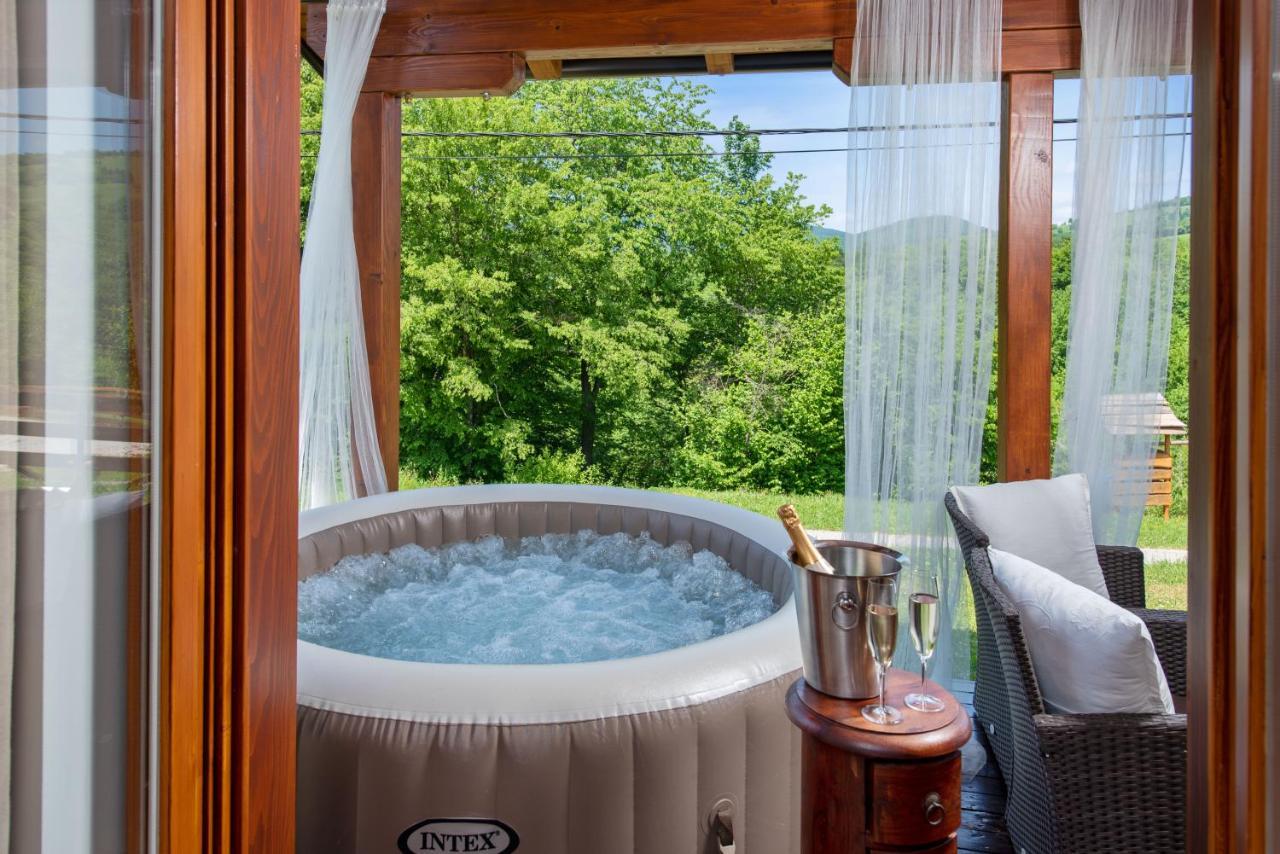 B&B Plitvice Lakes Villa Irene Селище Дрежницько Екстер'єр фото