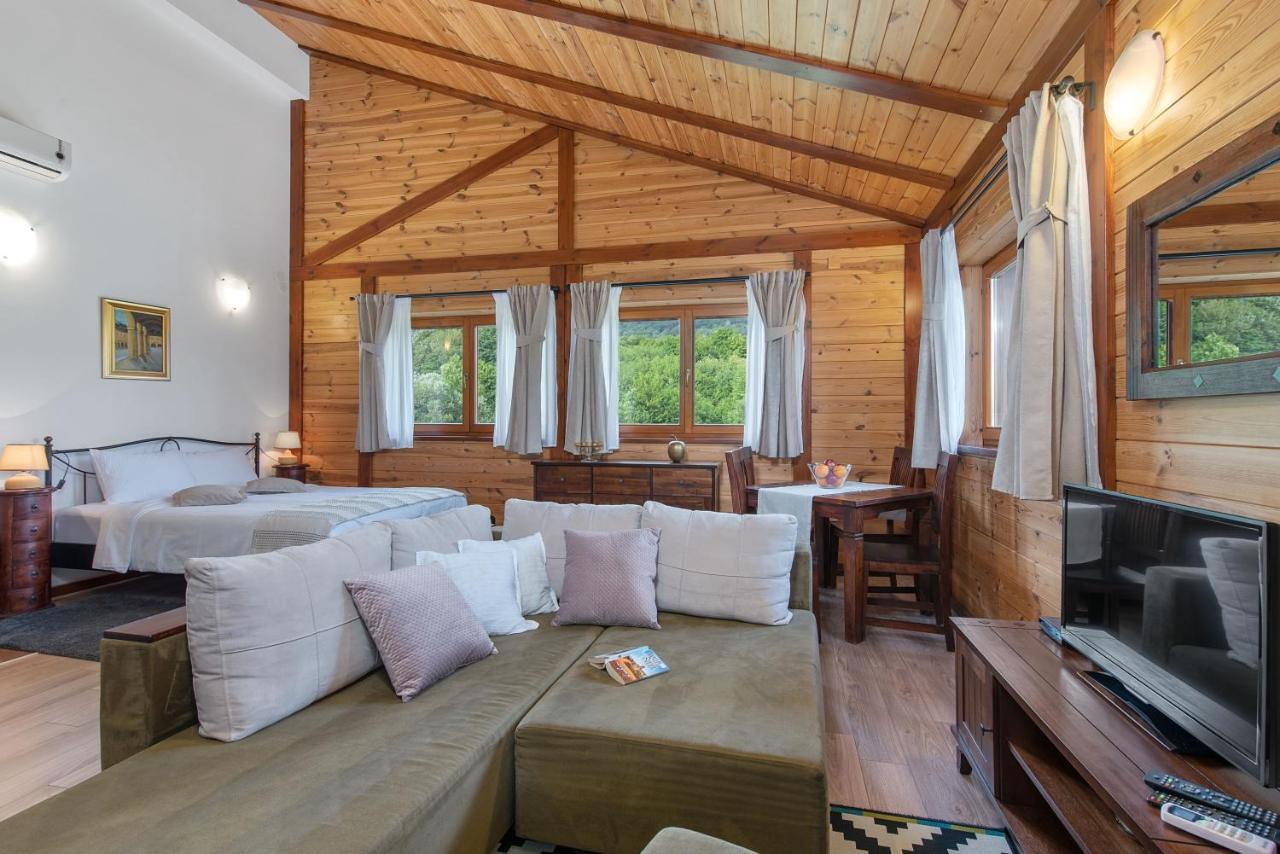 B&B Plitvice Lakes Villa Irene Селище Дрежницько Екстер'єр фото